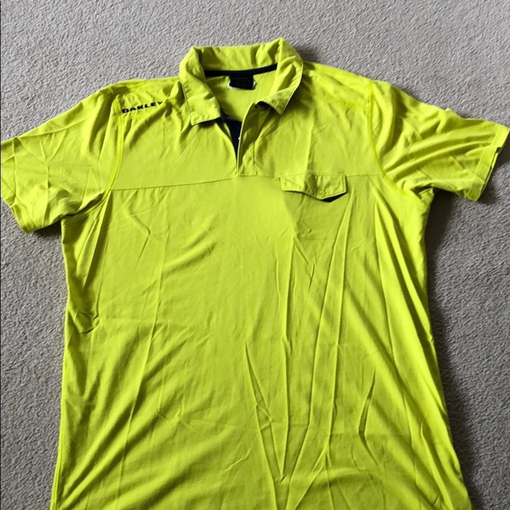 Men’s Oakley polo shirt